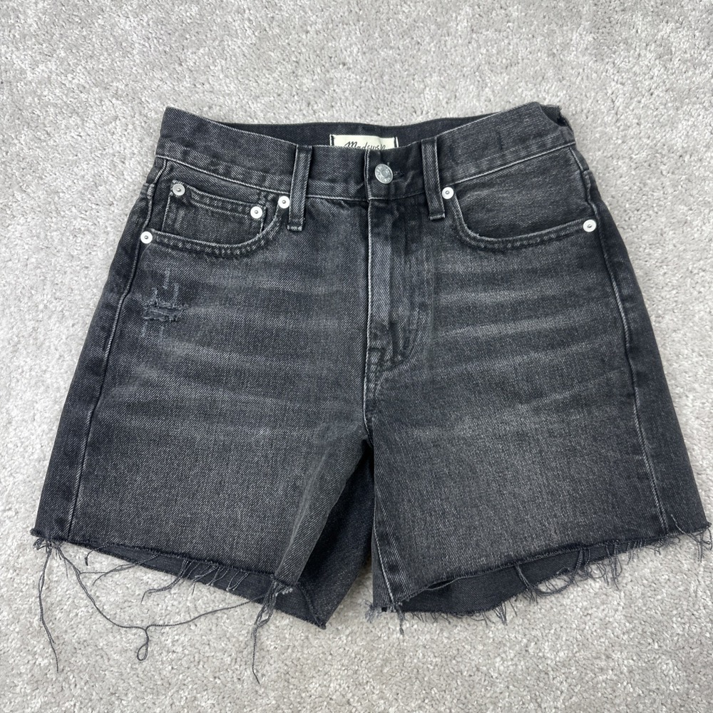 Madewell Relaxed Mid-Length Denim Shorts Washed Black Raw Hem Size 23